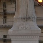 Monument Parvis de l Eglise 12